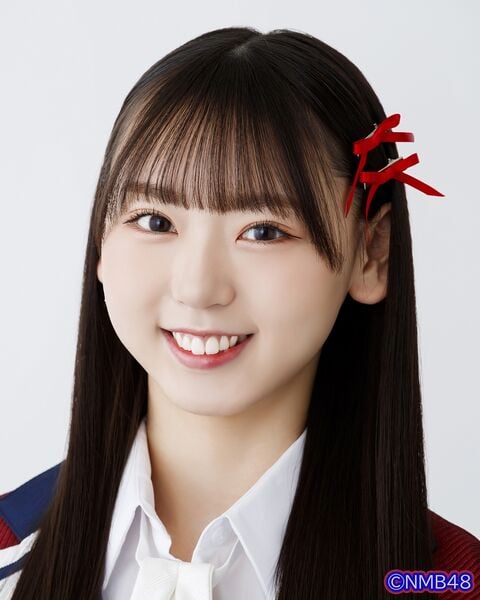 ファイル:2025年NMB48プロフィール 泉綾乃.jpg