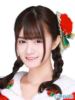 2015年SNH48プロフィール 杨冰怡 4.jpg
