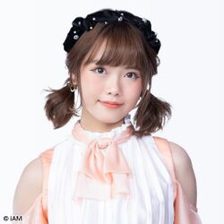 2020年BNK48プロフィール Praewa Suthamphong.jpg