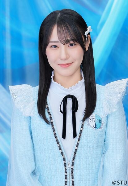 ファイル:2024年STU48プロフィール 兵頭葵.jpg