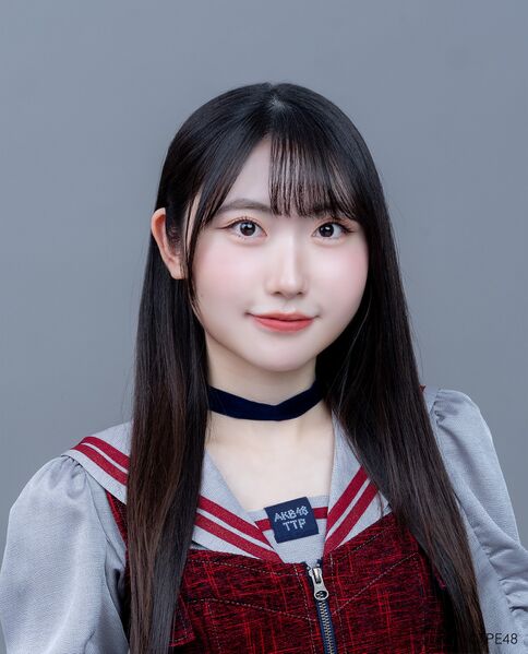 ファイル:2026年TPE48プロフィール 楊家宜 3.jpg