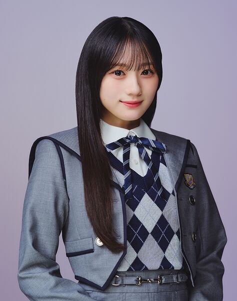ファイル:2026年乃木坂46プロフィール 川﨑桜 3.jpg