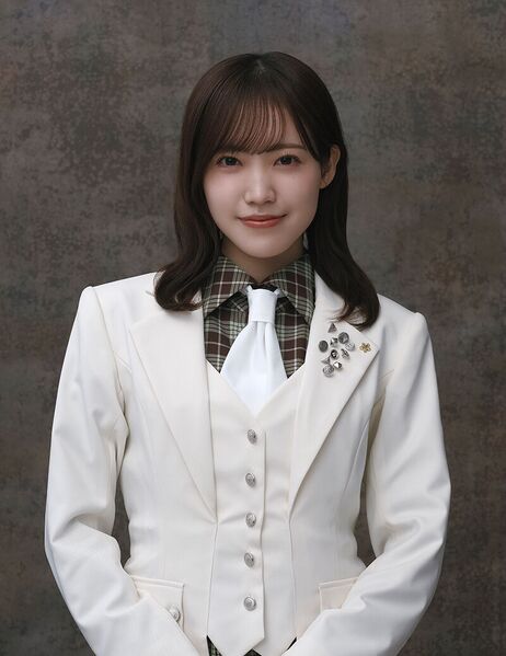 ファイル:2026年櫻坂46プロフィール 松田里奈.jpg
