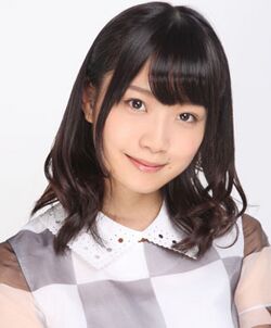 2012年乃木坂46プロフィール 深川麻衣 2.jpg