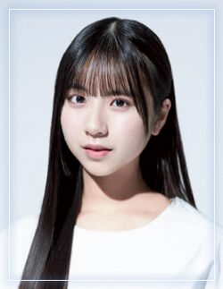 2024年夏霞プロフィール顔写真 工藤唯愛.jpg