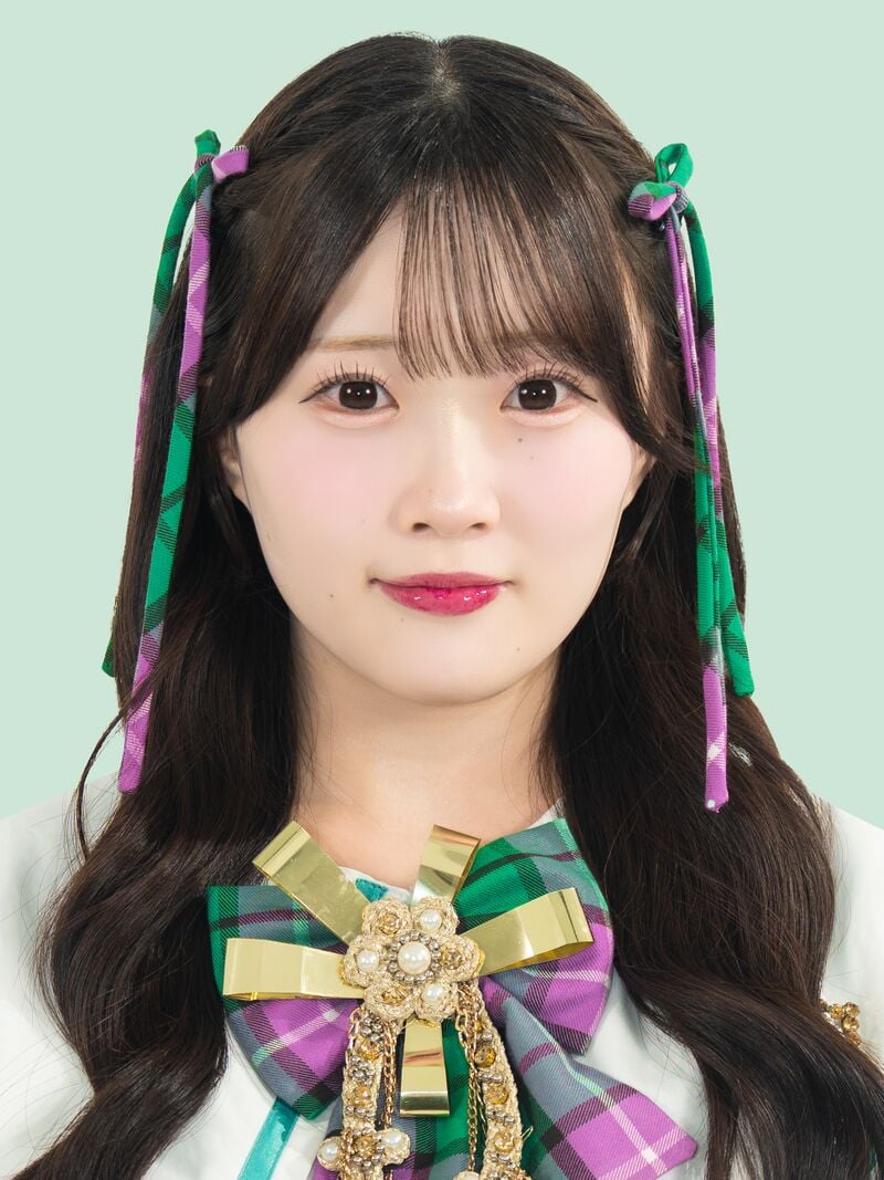 当選通知書付 AKB48 山根涼羽（ずんちゃん）直筆サイン チェキ（生写真） 山根涼羽 - エケペディア