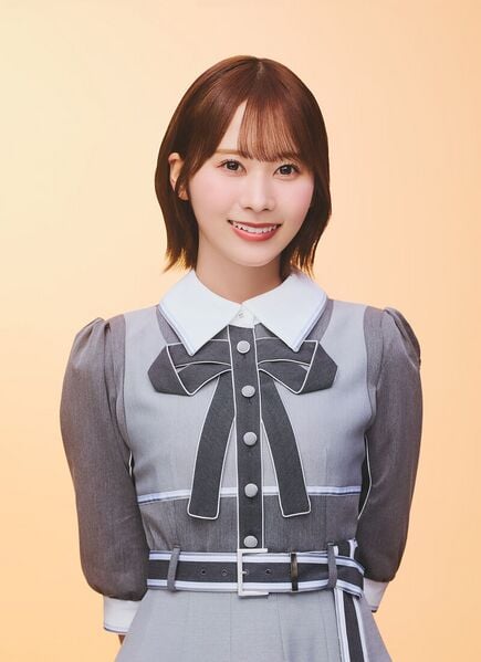 ファイル:2026年日向坂46プロフィール 石塚瑶季 3.jpg