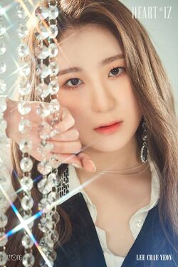 2019年IZ*ONEプロフィール Lee Chae Yeon 3.jpg