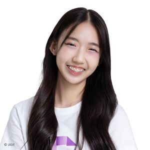 2025年BNK48プロフィール Mint.jpg