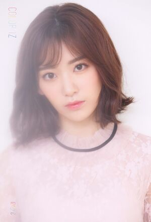 2018年IZ*ONEプロフィール 宮脇咲良 3.jpg