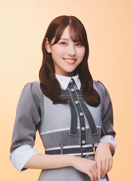 ファイル:2026年日向坂46プロフィール 平岡海月 3.jpg