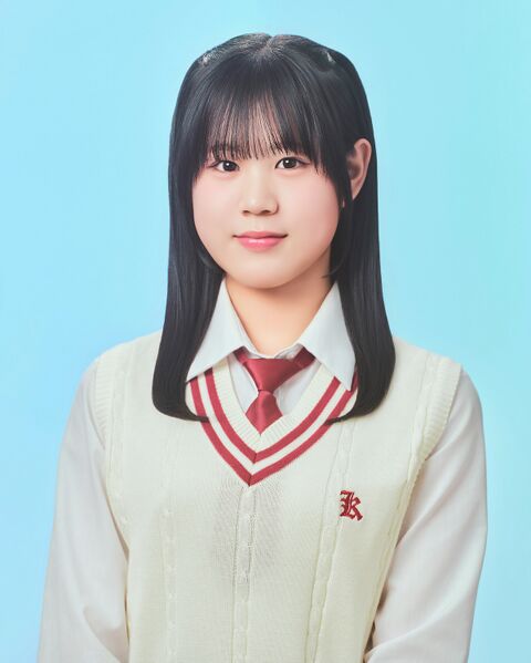 ファイル:2026年NGT48プロフィール 平井柚葉.jpg