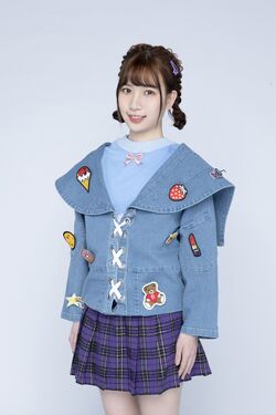 2020年AKB48 Team SHプロフィール 梁时安.jpg