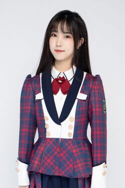 2021年AKB48 Team SHプロフィール 邱笛尔 4.jpg