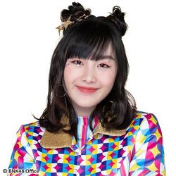 2019年BNK48プロフィール Manipa Roopanya 1.jpg