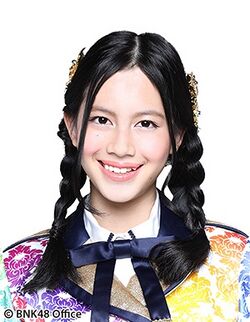 2017年BNK48プロフィール Napaphat Worraphuttanon 3.jpg