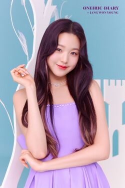2020年IZ*ONEプロフィール Jang Won Young 9.jpg