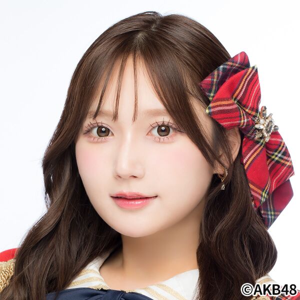 ファイル:2025年AKB48プロフィール 鈴木くるみ.jpg