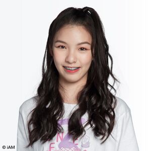 2020年BNK48プロフィール Virunpat Thamrongpantavanich.jpg