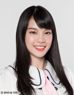 2018年BNK48プロフィール Cherprang Areekul 1.jpg
