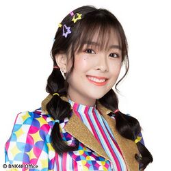 2019年BNK48プロフィール Nannaphas Loetnamchoetsakun 1.jpg