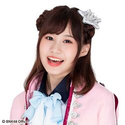 2018年BNK48プロフィール Panisa Srilaloeng 3.jpg