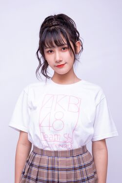 2020年AKB48 Team SHプロフィール 马小雨.jpg