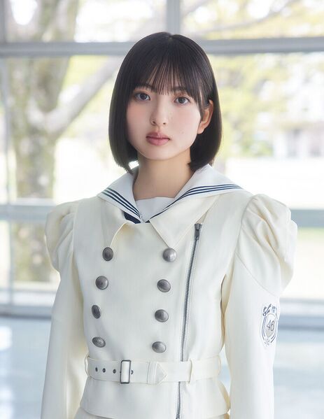 ファイル:2025年櫻坂46プロフィール 山田桃実 2.jpg