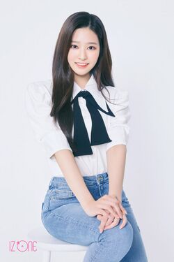 2018年IZ*ONEプロフィール Kim Min Ju.jpg