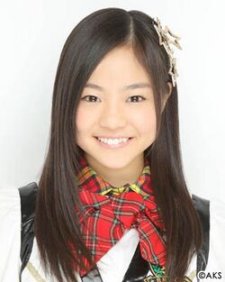 2012年HKT48プロフィール 穴井千尋.jpg