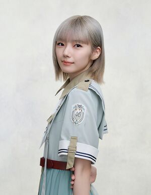2025年櫻坂46プロフィール 藤吉夏鈴 2.jpg