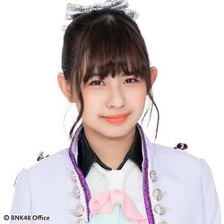 2018年BNK48プロフィール Suchaya Saenkhot 3.jpg