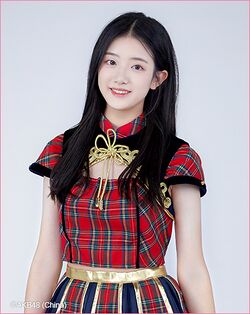 2019年AKB48 Team SHプロフィール 胡馨尹 2.jpg