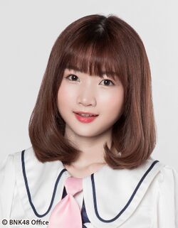 2018年BNK48プロフィール Warattaya Deesomlert 1.jpg