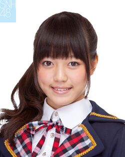 2013年SNH48プロフィール 易嘉爱.jpg