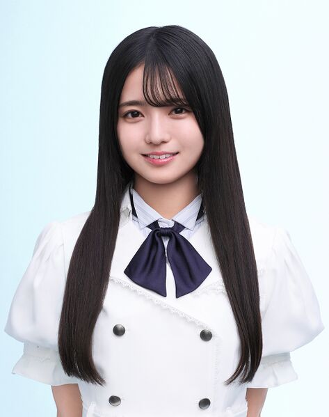 ファイル:2025年乃木坂46プロフィール 瀬戸口心月 3.jpg