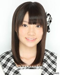 2012年HKT48プロフィール 駒田京伽.jpg