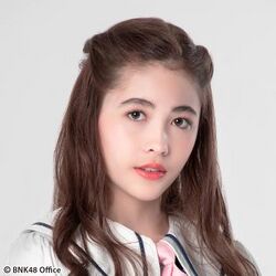 2018年BNK48プロフィール Warinrat Yolprasong 1.jpg