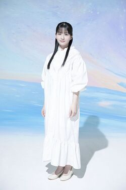 2024年夏霞プロフィール全身写真 西森杏弥.jpg