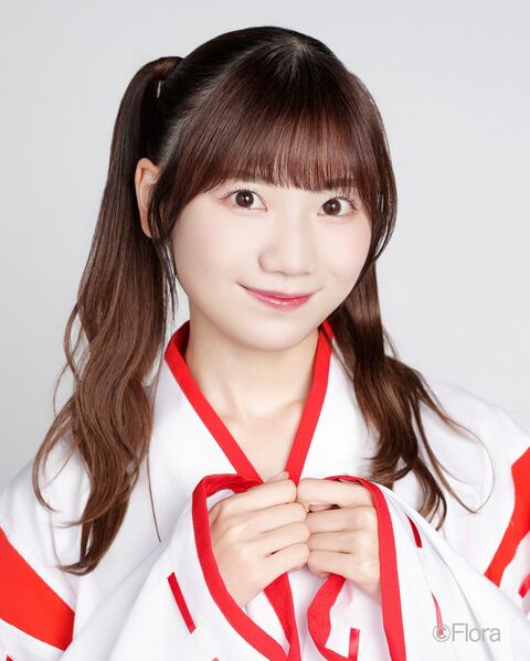 ファイル:2025年NGT48プロフィール 藤崎未夢.jpg