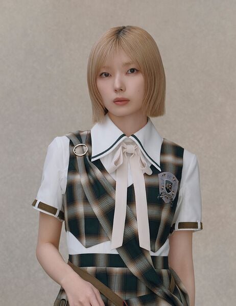 ファイル:2026年櫻坂46プロフィール 藤吉夏鈴 2.jpg