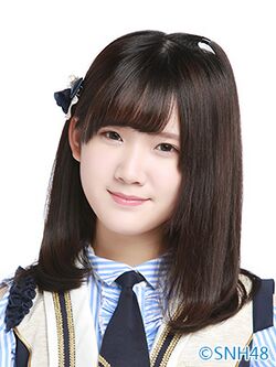 2015年SNH48プロフィール 汪佳翎 2.jpg
