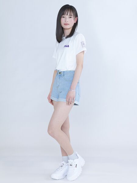 ファイル:2023年私が女優になる日＿season3プロフィール 大和奈央 全身.jpg