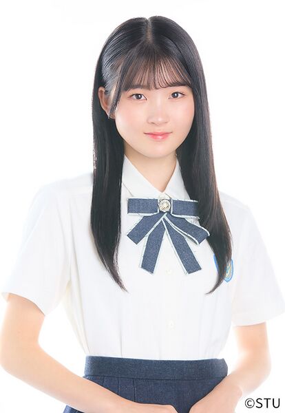 ファイル:2025年STU48プロフィール 井上久伶杏.jpg