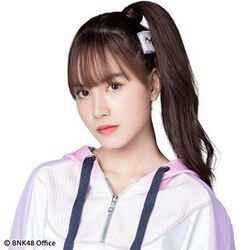 2019年BNK48プロフィール Paweethida Sakunpiphat.jpg