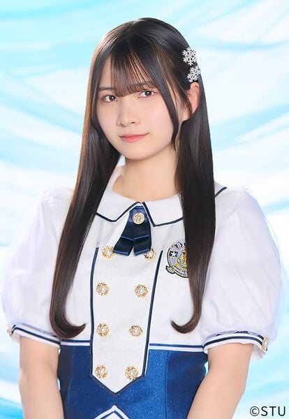 ファイル:2025年STU48プロフィール 新井梨杏.jpg