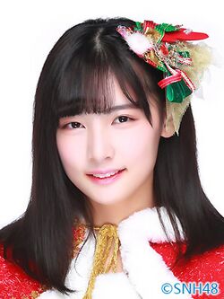 2015年SNH48プロフィール 赵粤 4.jpg