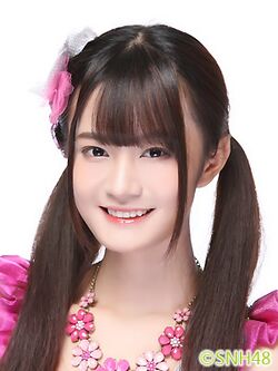 2016年SNH48プロフィール 杨冰怡.jpg