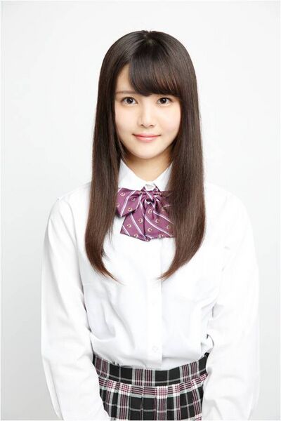 ファイル:2016年乃木坂46加入発表 伊藤理々杏.jpg