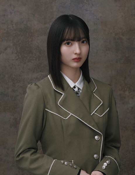 ファイル:2026年櫻坂46プロフィール 山田桃実.jpg